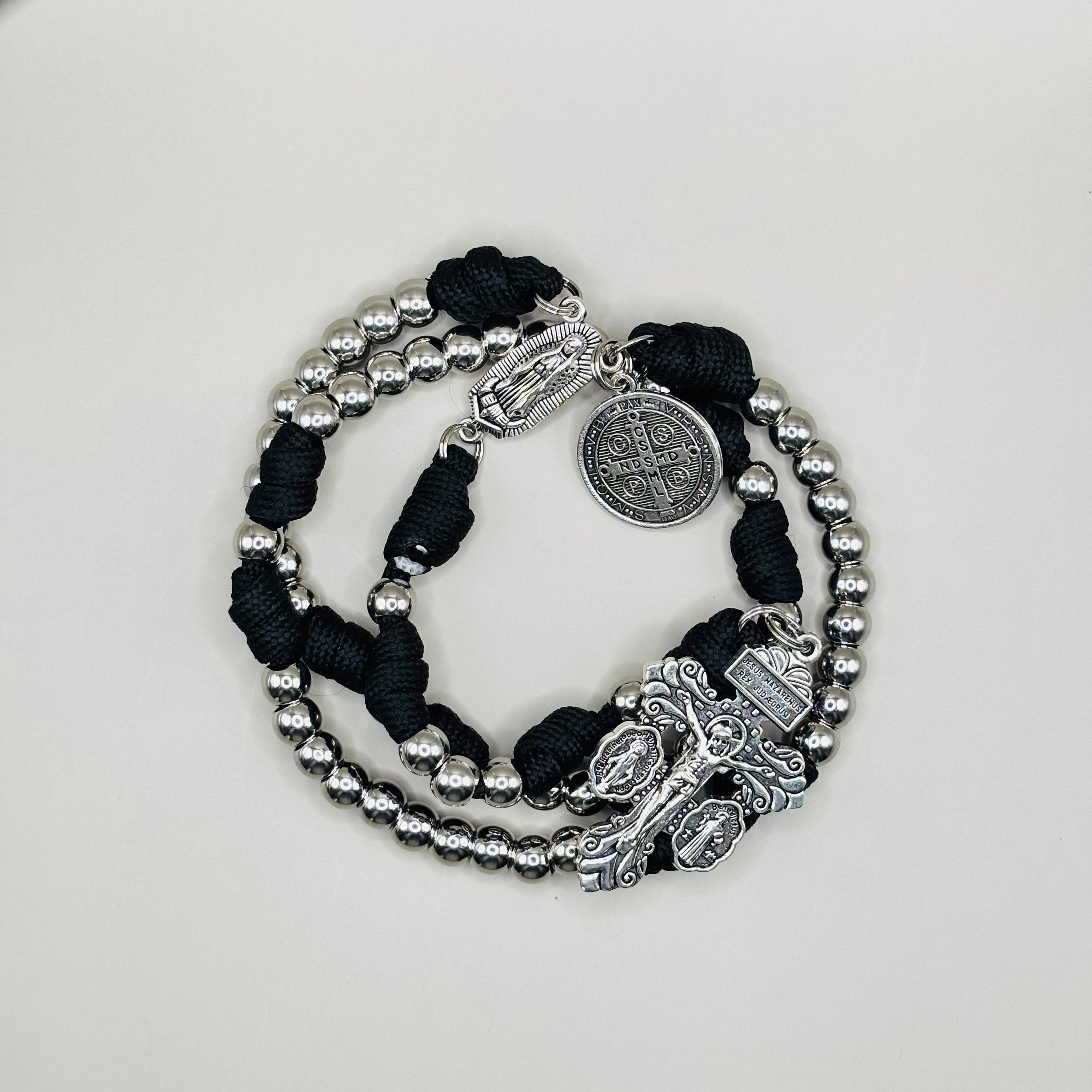 Rozenkrans “Noctis” - Licht in de Duisternis