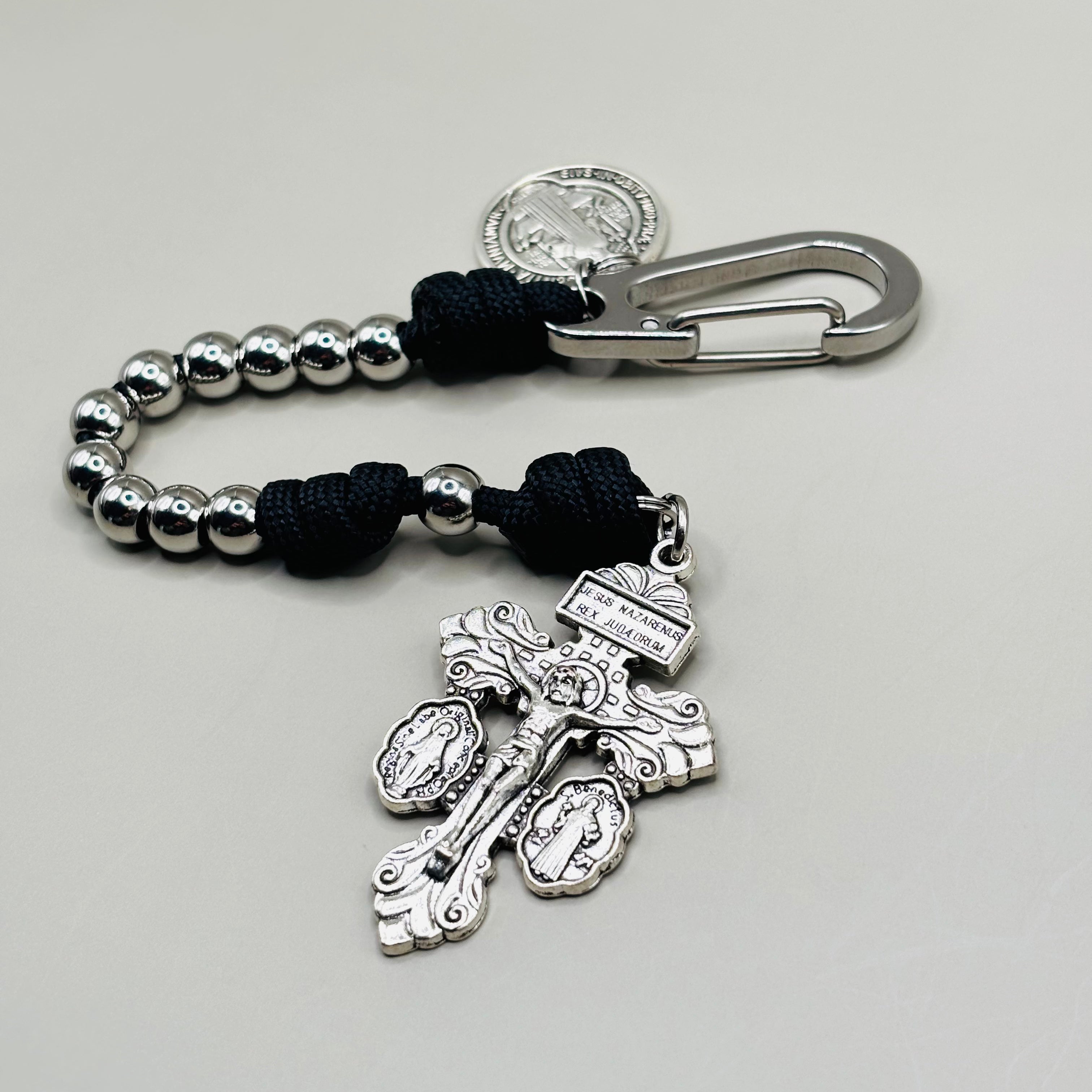 Pocket Rozenkrans “Noctis” – Licht in de Duisternis